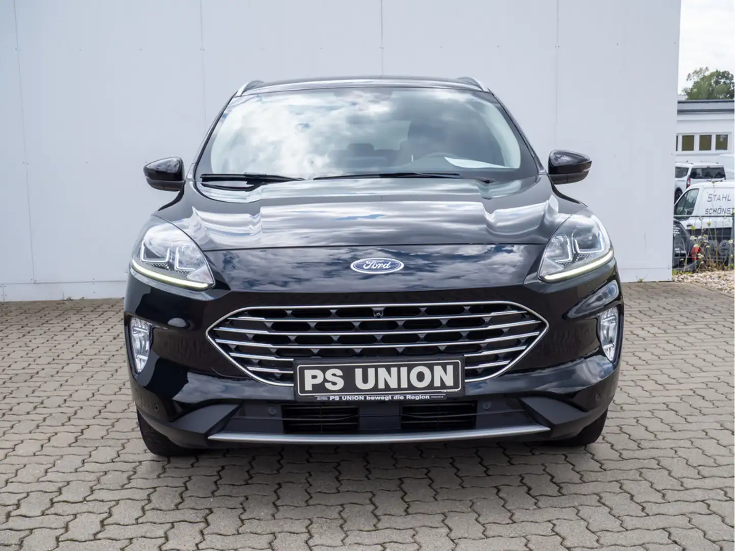 Ford Kuga 1,5 l Titanium PDC SHZ KAMERA NAVI ACC Negro - 2