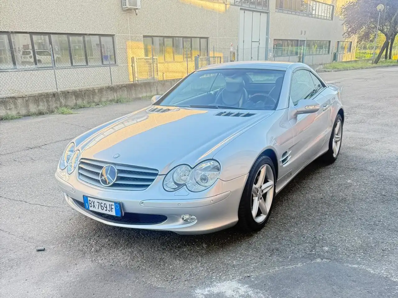 Mercedes-Benz SL 500 V8, foto 1
