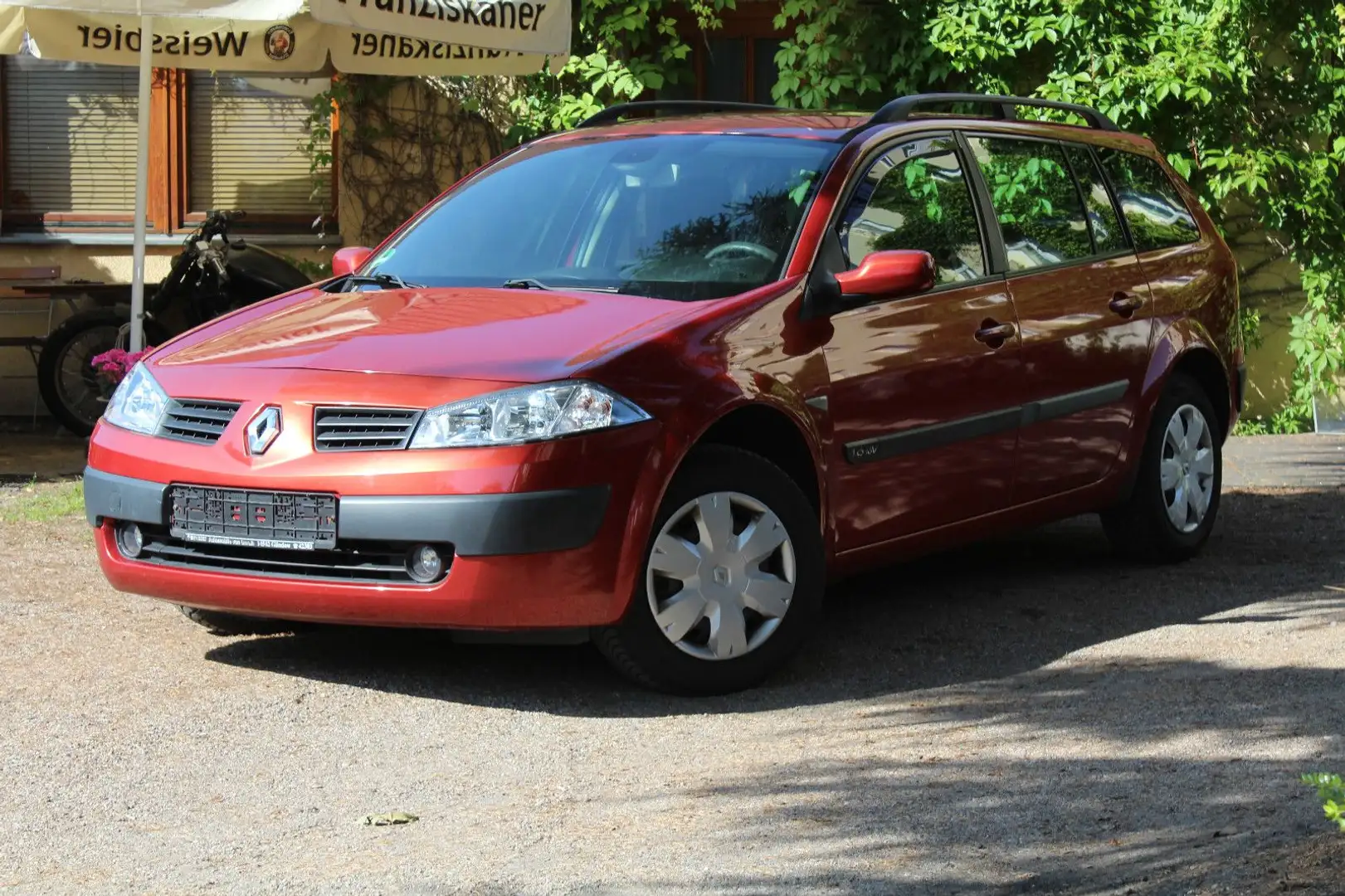 Renault Megane II Grandtour Avantage*TÜV 06/2026* Rot - 1