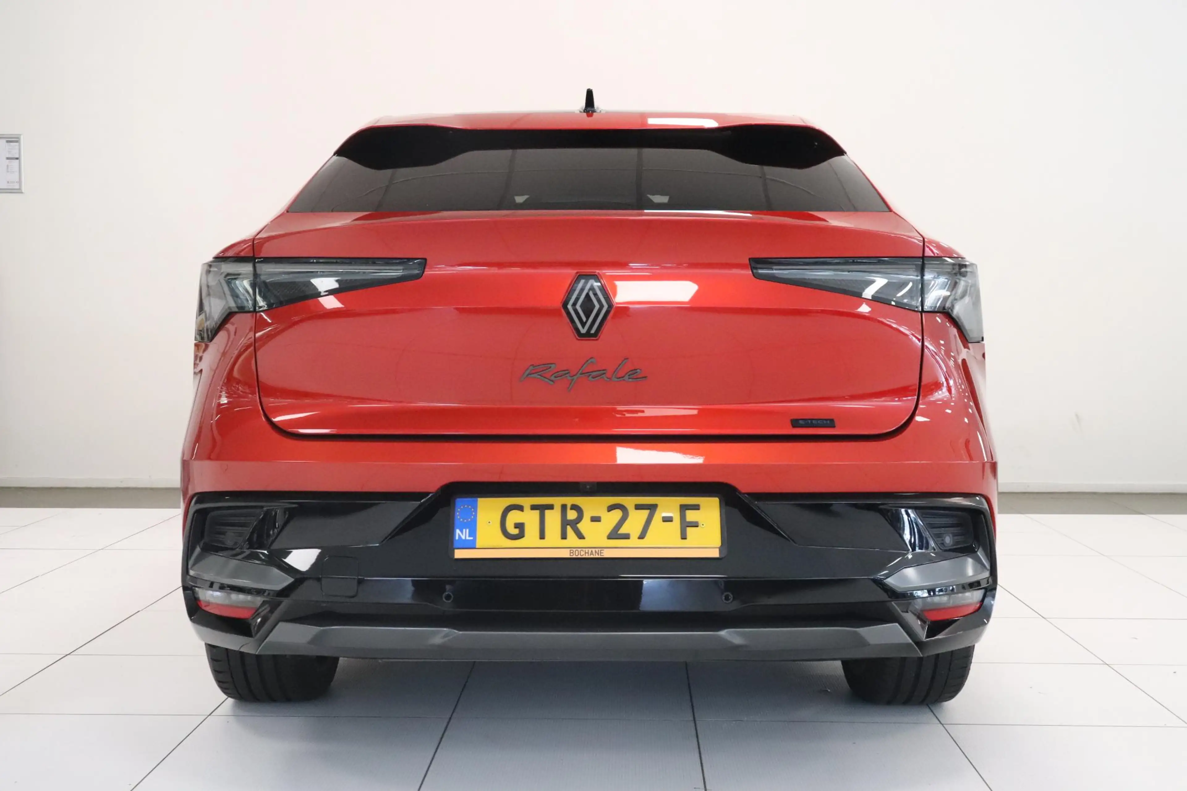 Renault Rafale 1.2 E-Tech 4x4 plug-in hybrid 300 atelier Alpine | — photo 22