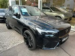 Volvo XC60 B5 Benzin Plus Black Edition AWD