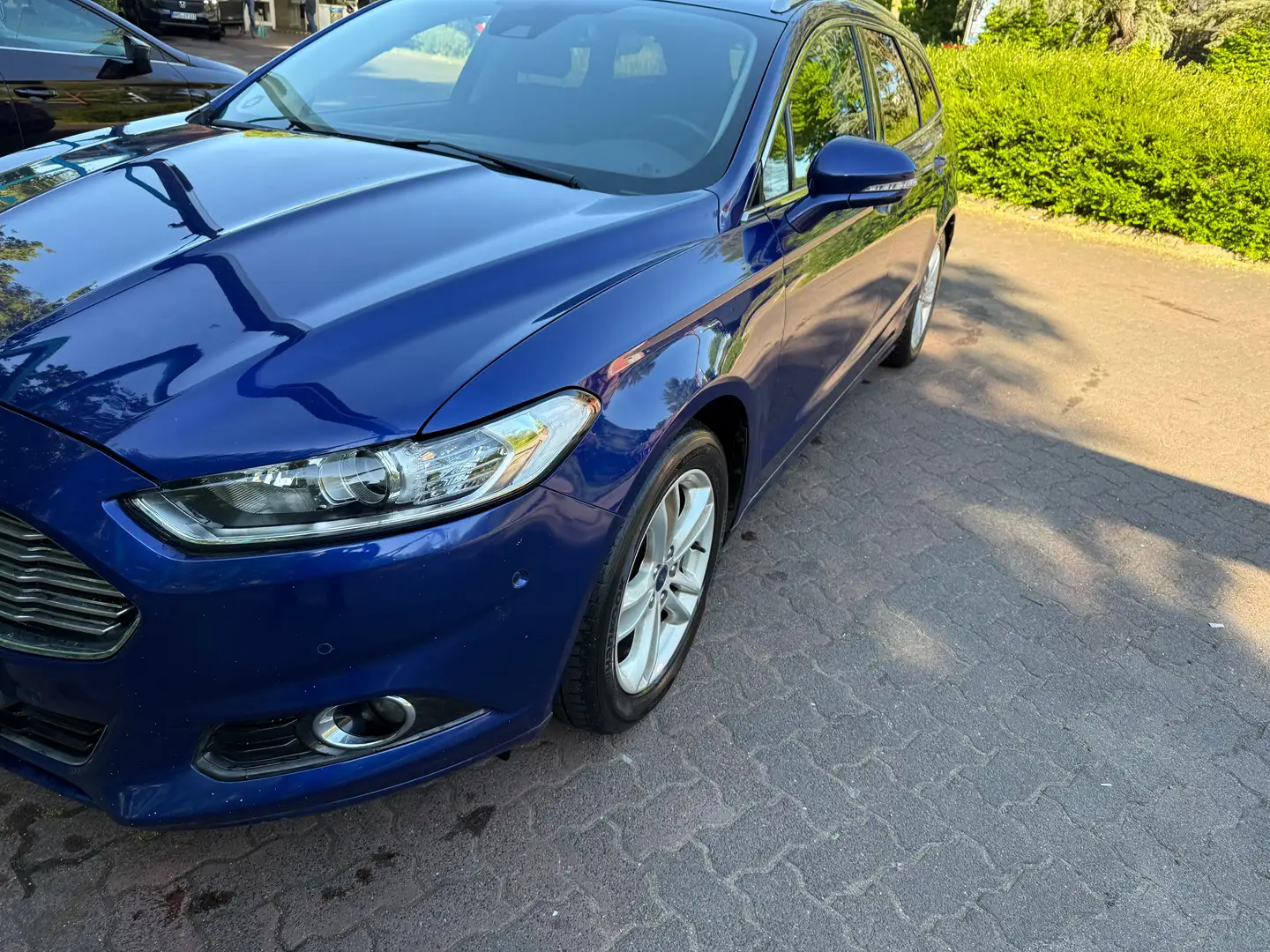 Ford Mondeo Turnier 2.0 TDCi Start-Stopp Titanium Blau - 1