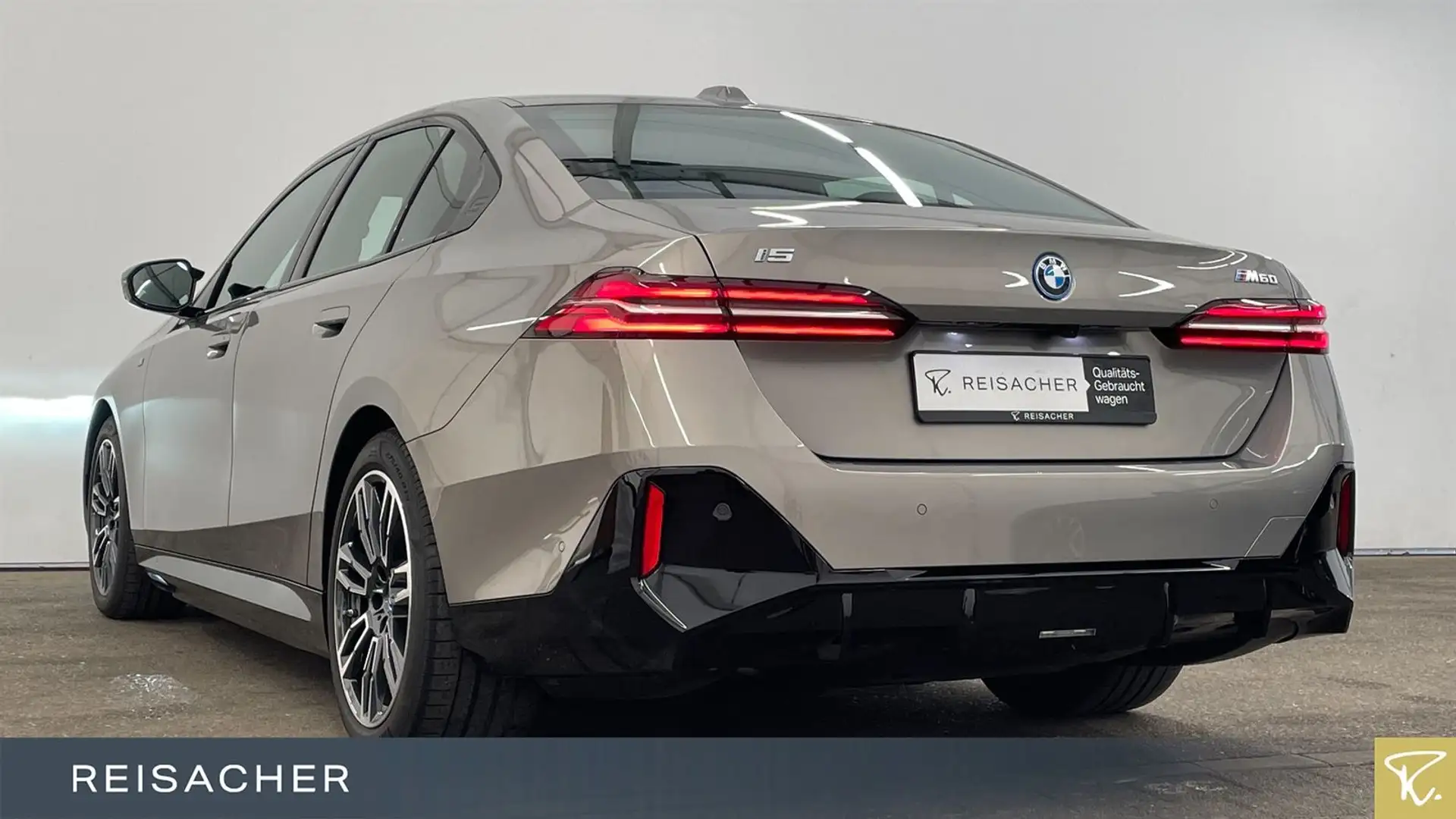 BMW i5 A M60 xDrive Lim LCPro HUD ACC 360° 19" LM Grau - 2