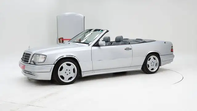 Mercedes-Benz E 36 AMG + Hardtop '95 CH22981