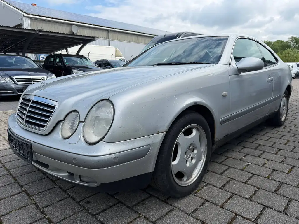Mercedes-Benz CLK 320 1999 из Европы — купить под ключ