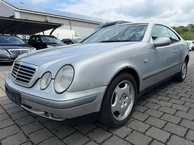 Mercedes-Benz CLK 320 CLK Coupe 320 V6 Otto Elegance Automatik Klima