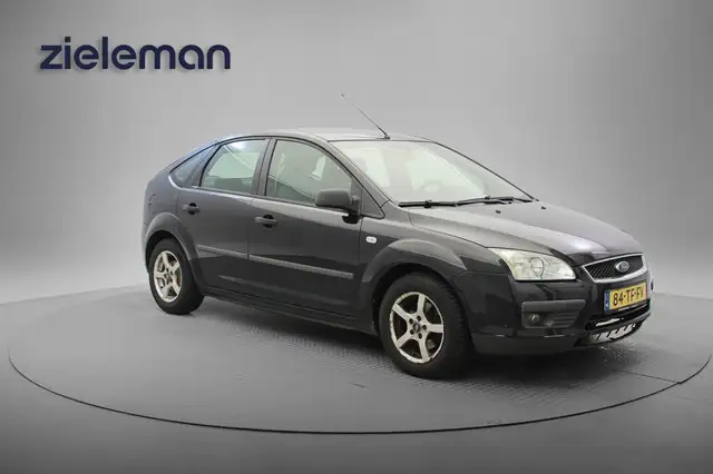 Ford Focus 1.6 16V Champion - Airco, Cruise