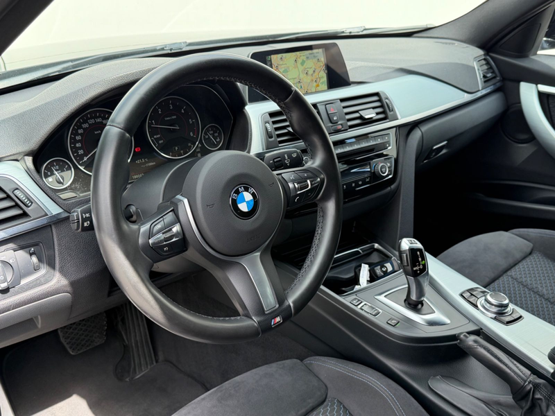 BMW 320 d xDrive M Sport LED+KEYLESS+NAVI+HIFI+PDC — photo 15