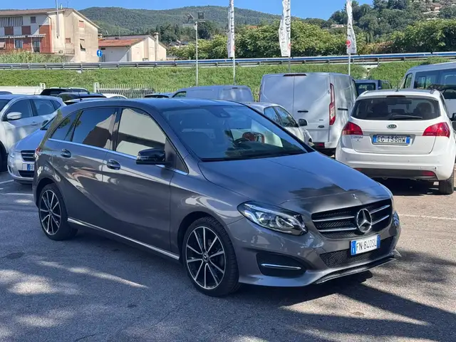 Mercedes-Benz B 180 Classe B - T246 d (cdi) Premium auto FL E6