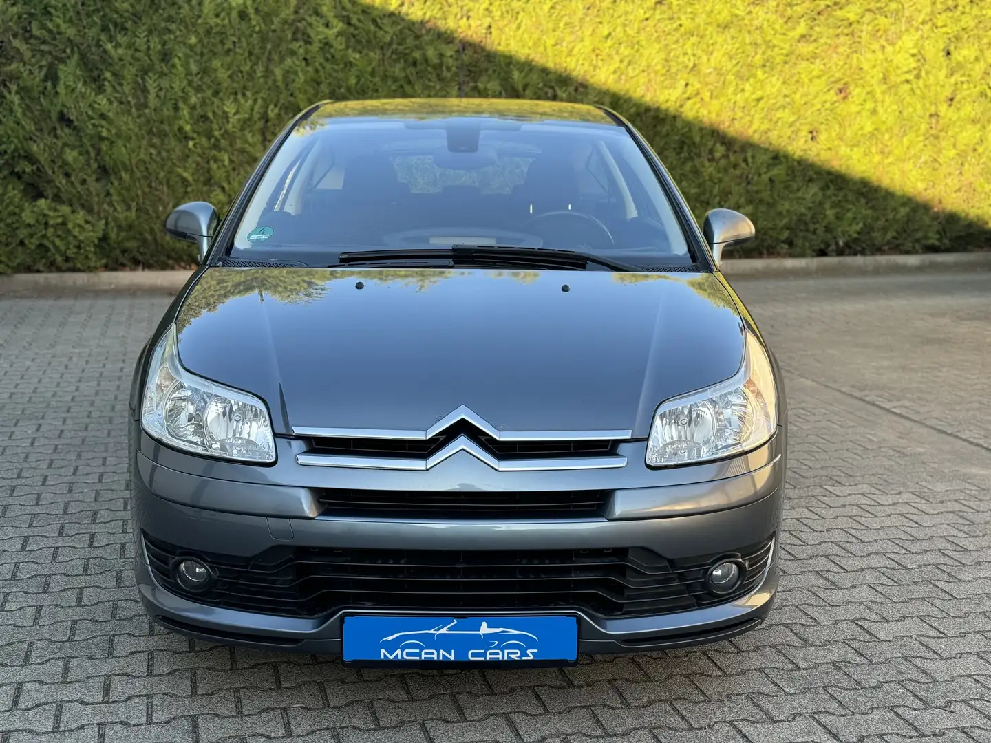 Citroen C4 1.6 VTR Plus-TÜV NEU-KLIMATRONIK Grau - 2
