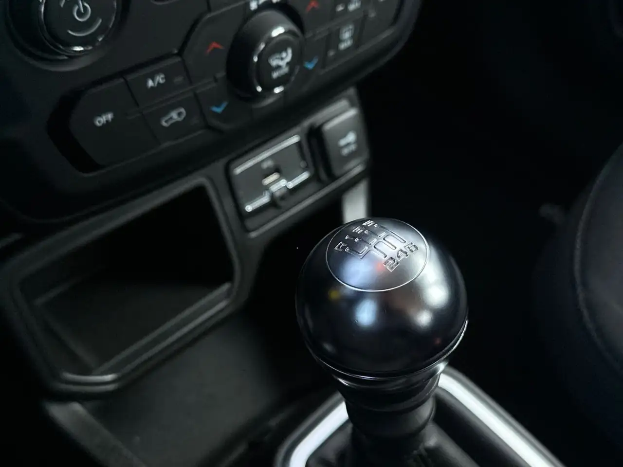 Jeep Renegade 1.6 Multijet II Longitude, миниатюра 18
