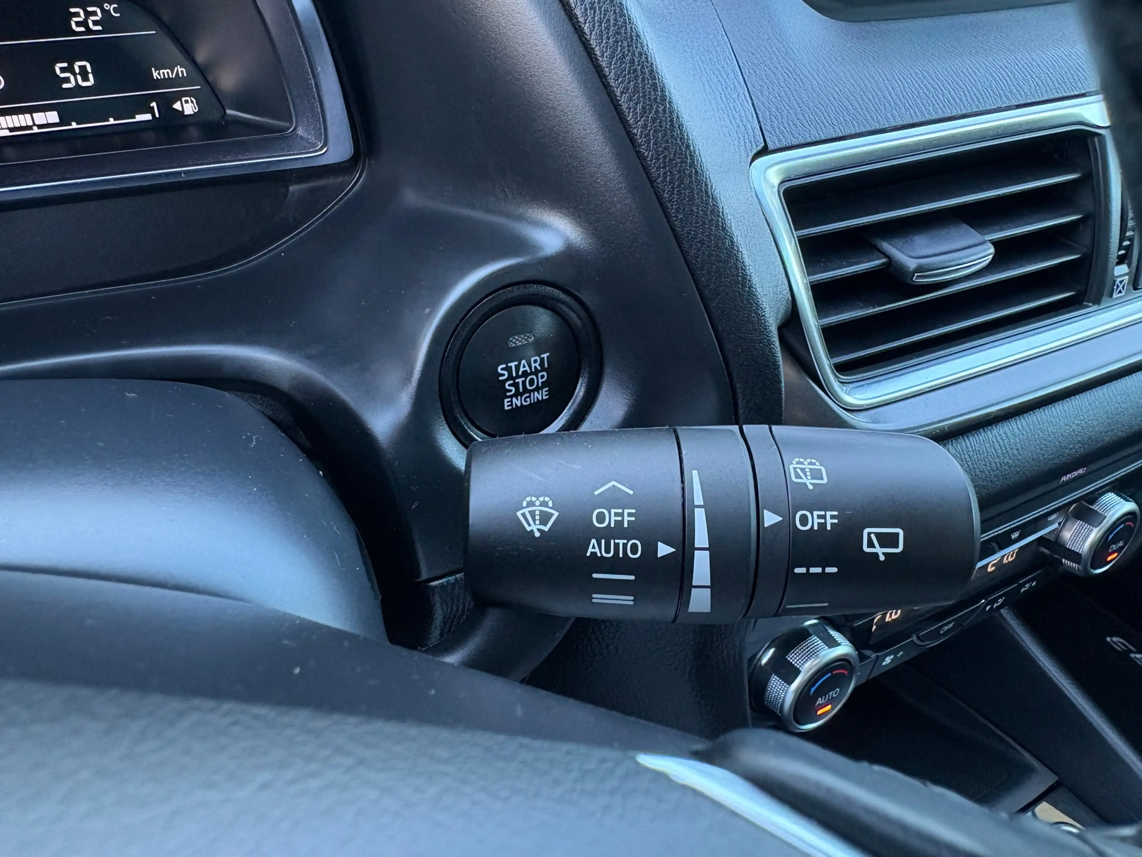 Mazda 3 2.0 SkyActiv-G 120 GT-M Leder, Apple Carplay, Stoe — photo 22