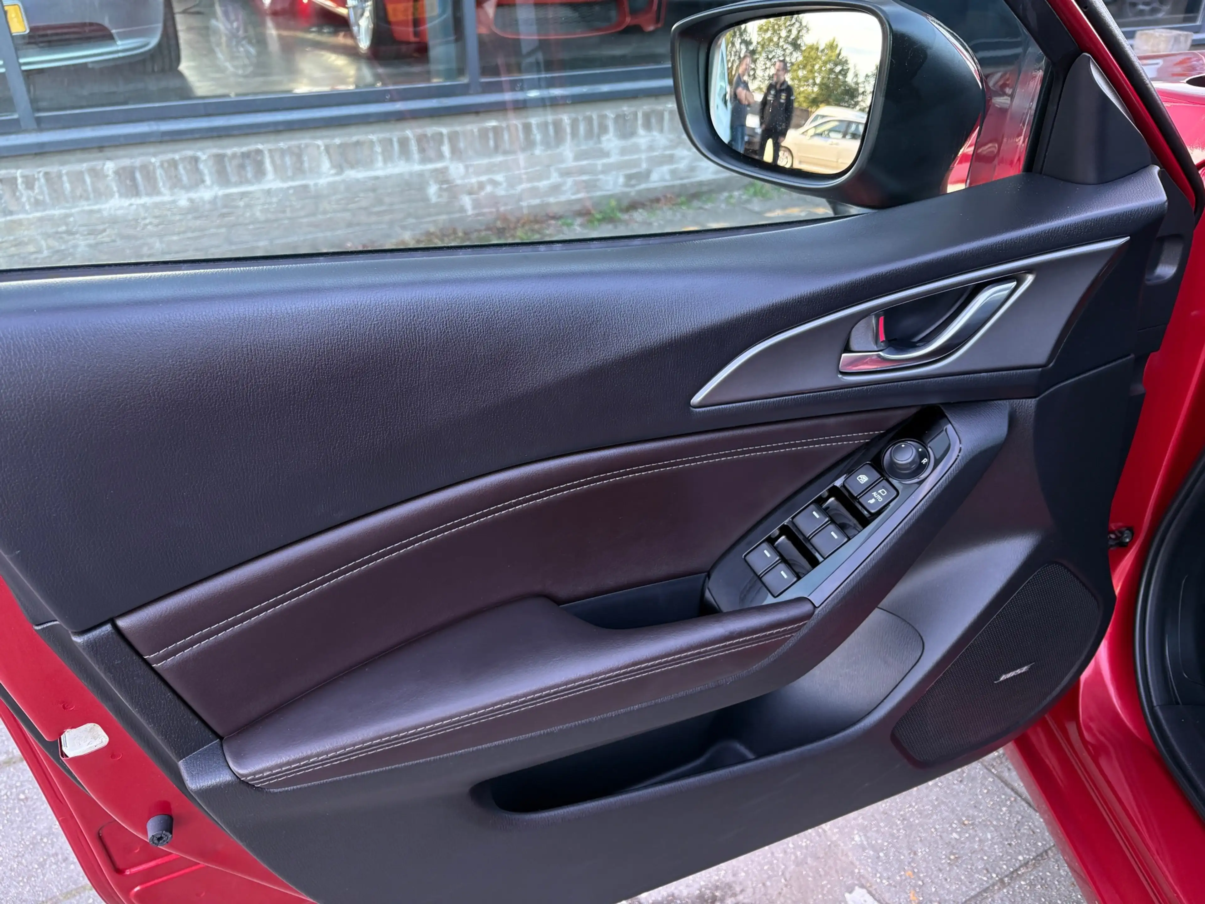 Mazda 3 2.0 SkyActiv-G 120 GT-M Leder, Apple Carplay, Stoe — photo 30