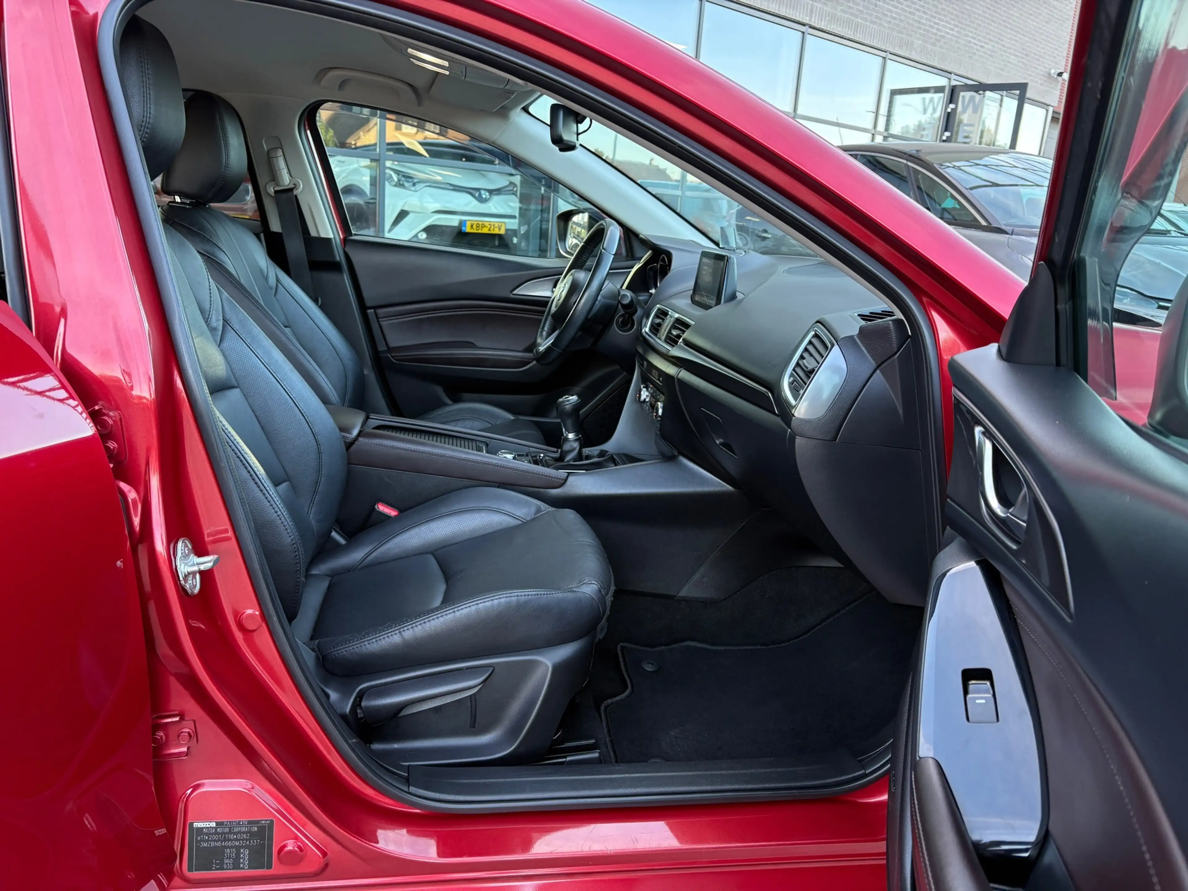 Mazda 3 2.0 SkyActiv-G 120 GT-M Leder, Apple Carplay, Stoe — photo 8