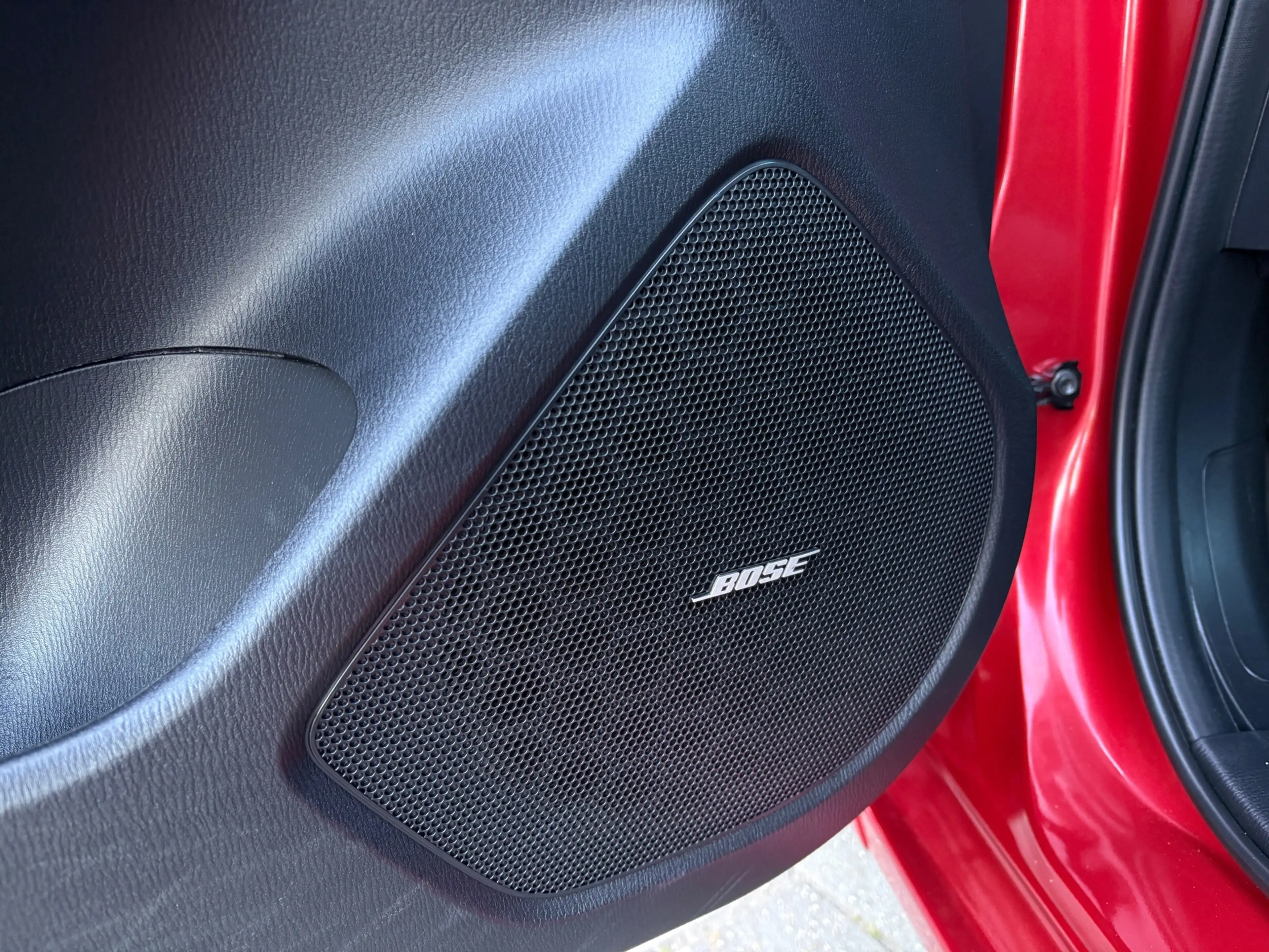 Mazda 3 2.0 SkyActiv-G 120 GT-M Leder, Apple Carplay, Stoe — photo 23