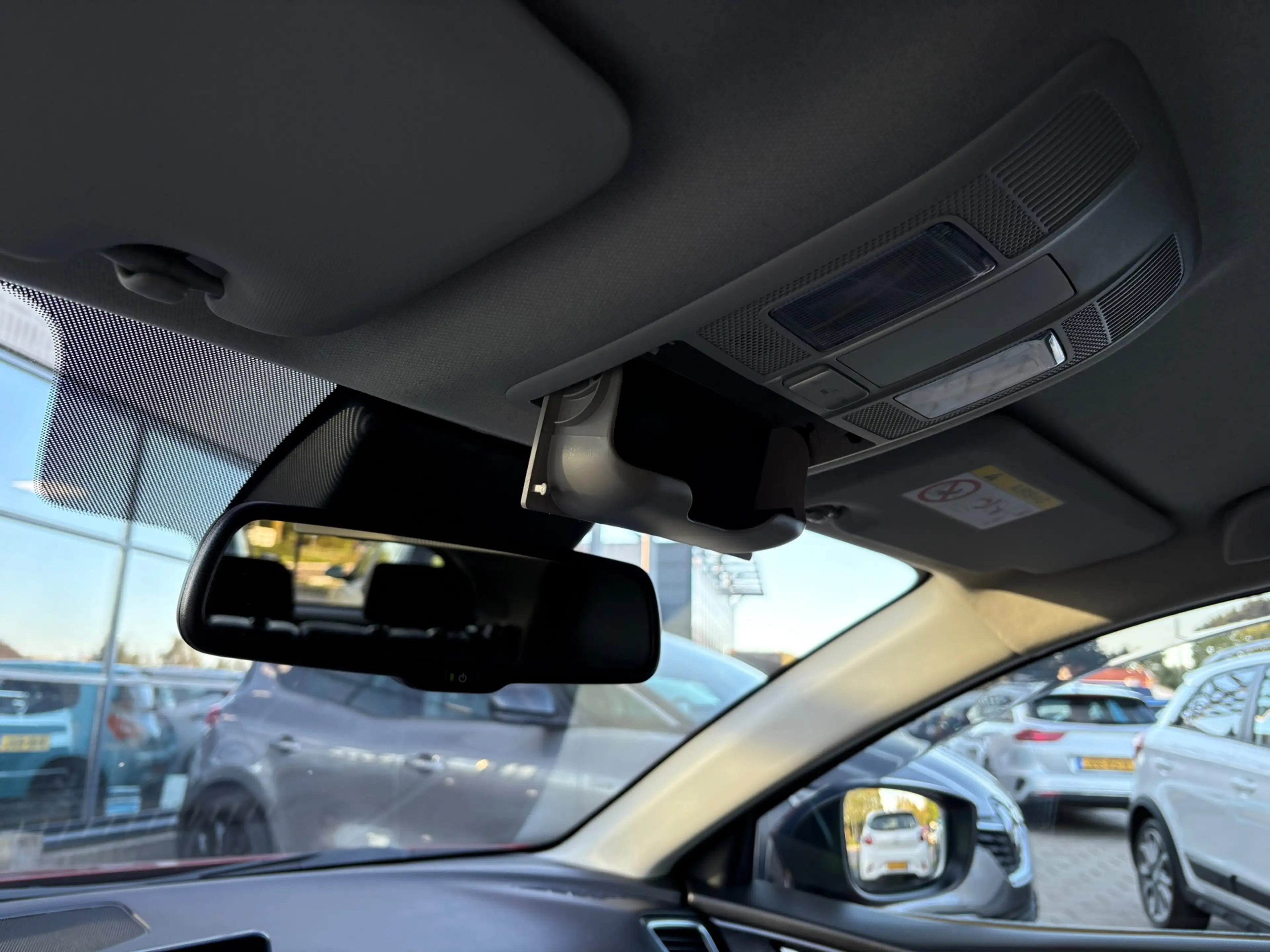 Mazda 3 2.0 SkyActiv-G 120 GT-M Leder, Apple Carplay, Stoe — photo 20
