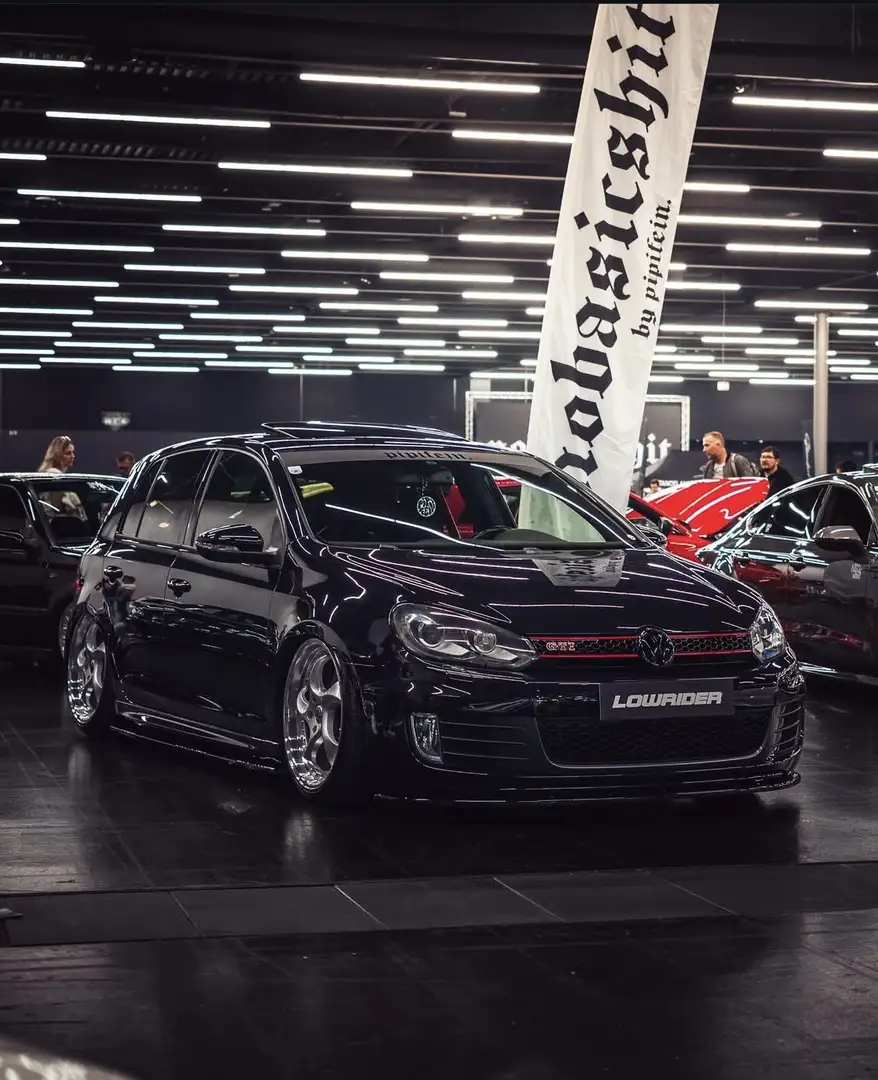 Volkswagen Golf GTI 2,0 DSG - 2