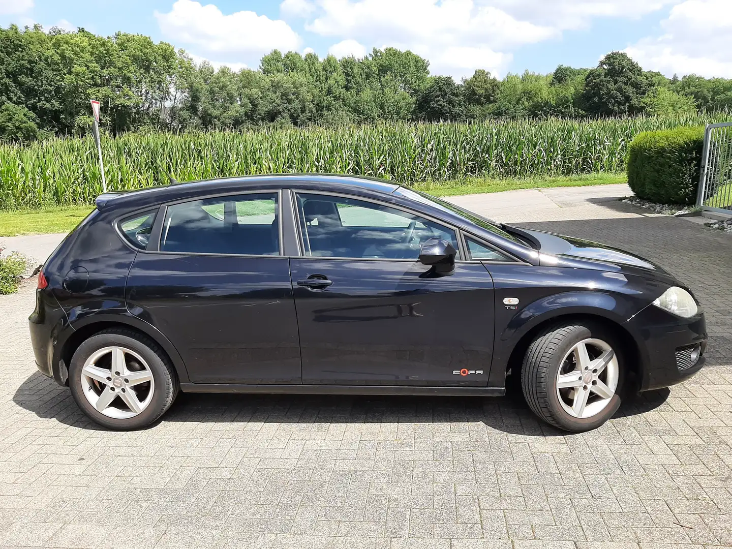 SEAT Leon Leon 1.2 TSI Copa Schwarz - 2