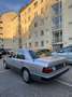 Mercedes-Benz Baureihe 124 Silber - thumbnail 4
