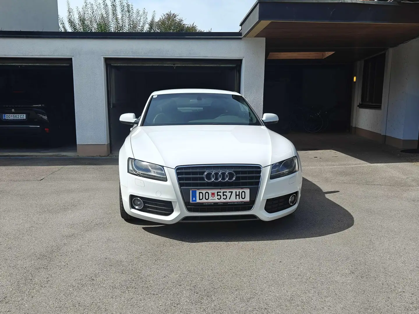 Audi A5 A5 Coupé 2,0 T FSI Weiß - 1