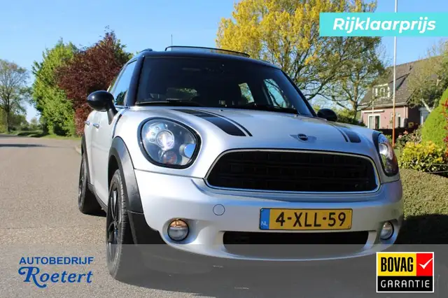 MINI Cooper Countryman 1.6 122pk Cooper Knockout Edition ECC/cruise/navi/