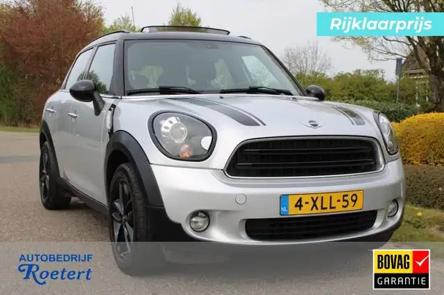 MINI Cooper Countryman 1.6 122pk Cooper Knockout Edition ECC/cruise/navi/