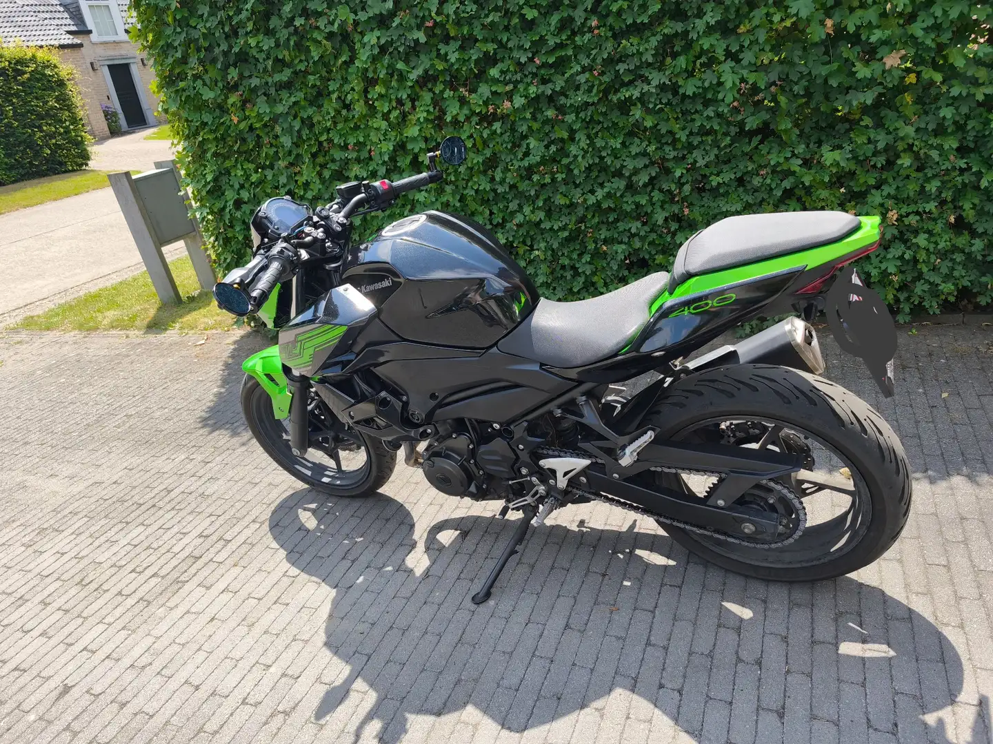 Kawasaki Z 400 Чорний - 2