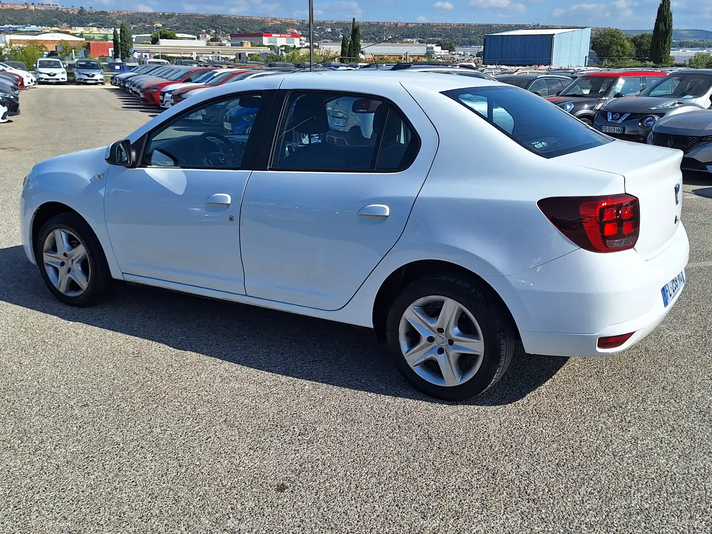 Dacia Logan Sce 75 Confort Blanc - 2