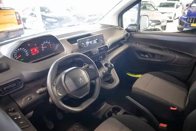 Peugeot Partner view 8