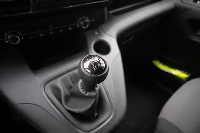 Peugeot Partner view 14