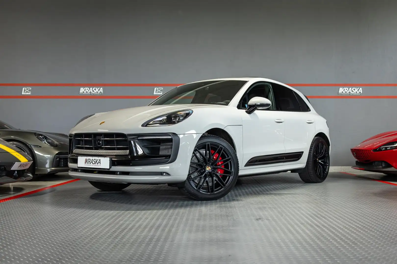 Porsche Macan 2.9 V6 GTS PDLS+ AHK PANO BOSE CHRONO 21" Сірий - 2