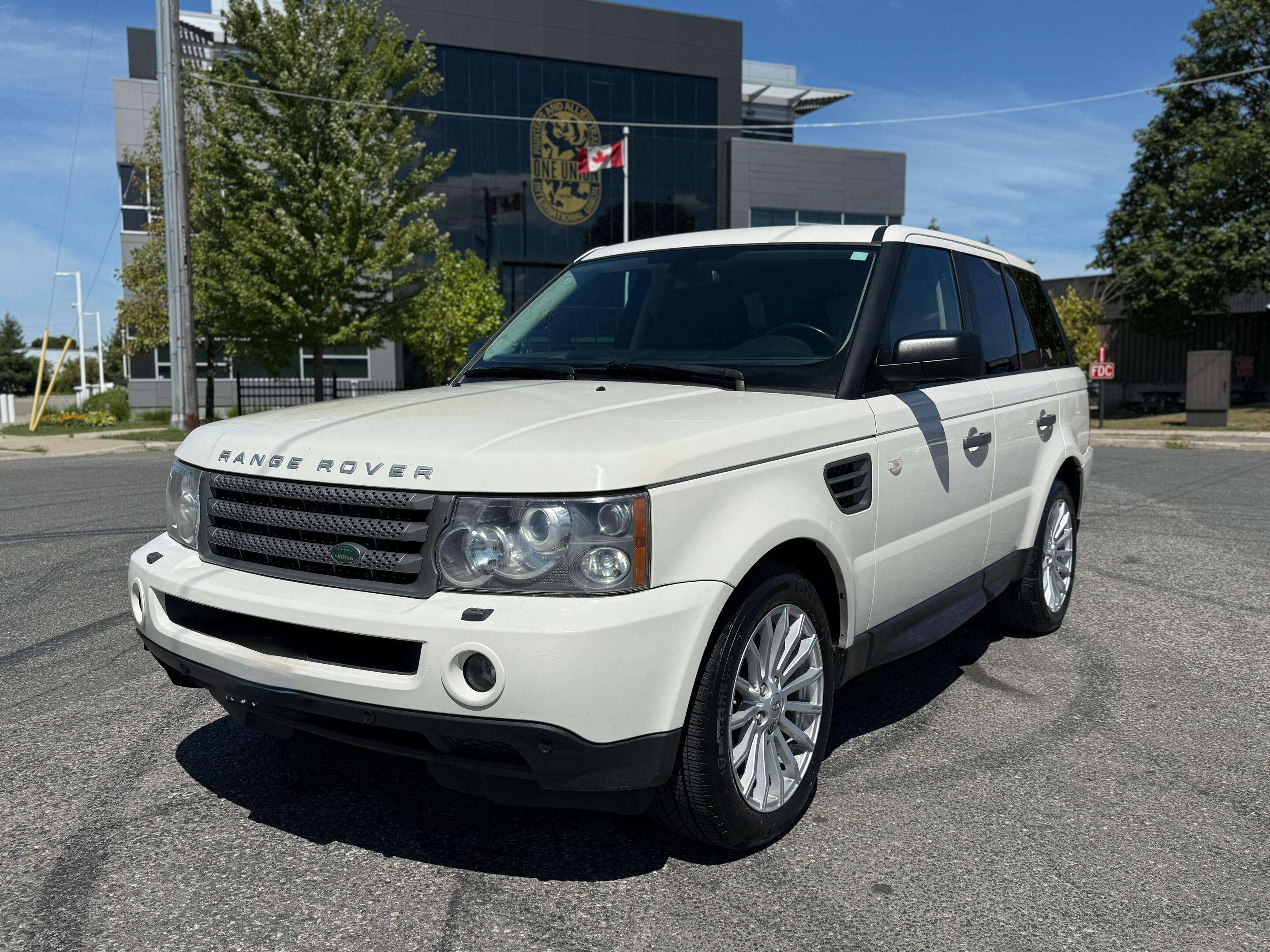 2009 Land Rover Range Rover Sport 4WD 4dr HSE alt 3