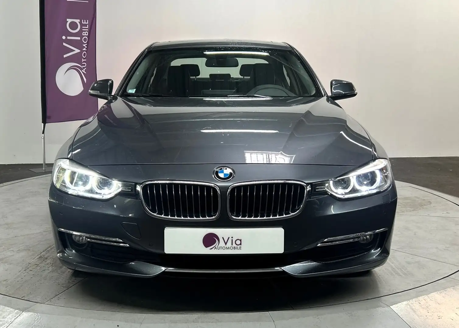 BMW 318 318d 143 Lounge A / Facture disponible / Toit Ouvrant Grigio - 2