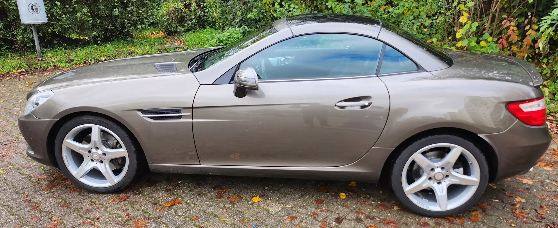 Mercedes-Benz SLK 200 9G-TRONIC Top Zustand. Distronic - 1