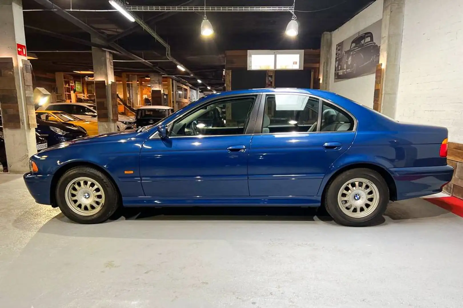 BMW 520 520i Albastru - 2