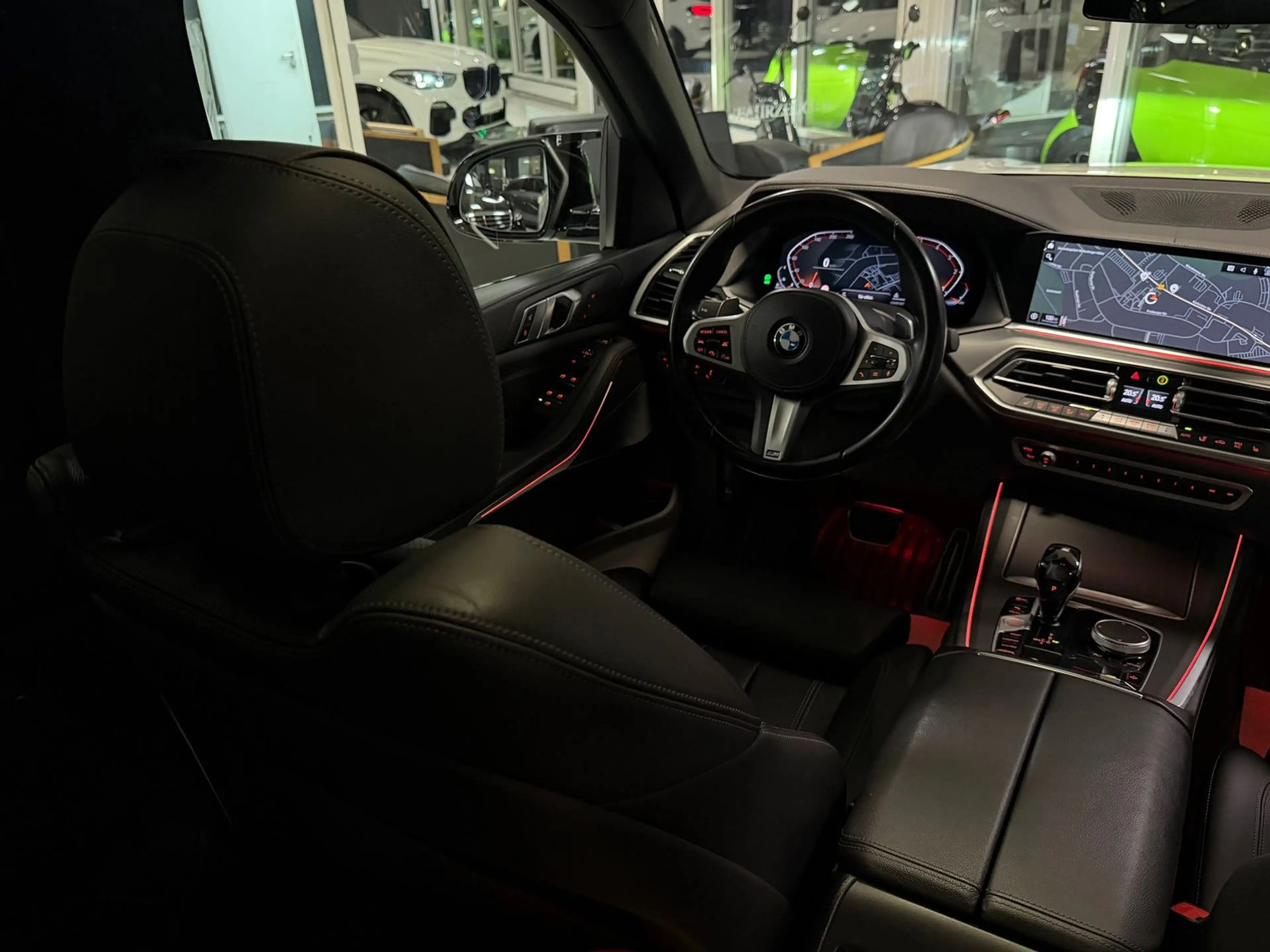 BMW X5 xDrive30d M Sport 7-Sitzer Luft Pano LED MwSt — photo 20