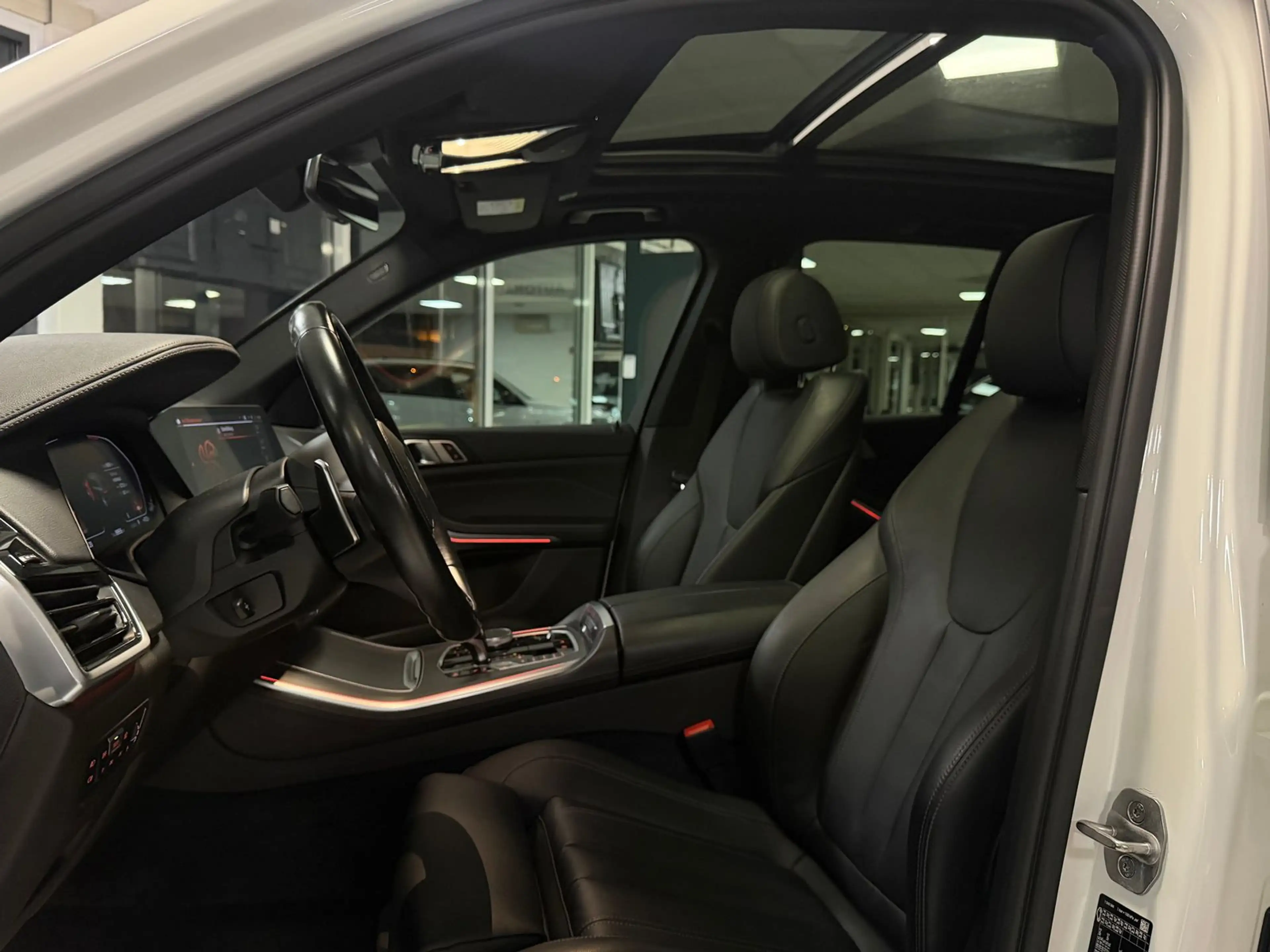 BMW X5 xDrive30d M Sport 7-Sitzer Luft Pano LED MwSt — photo 27