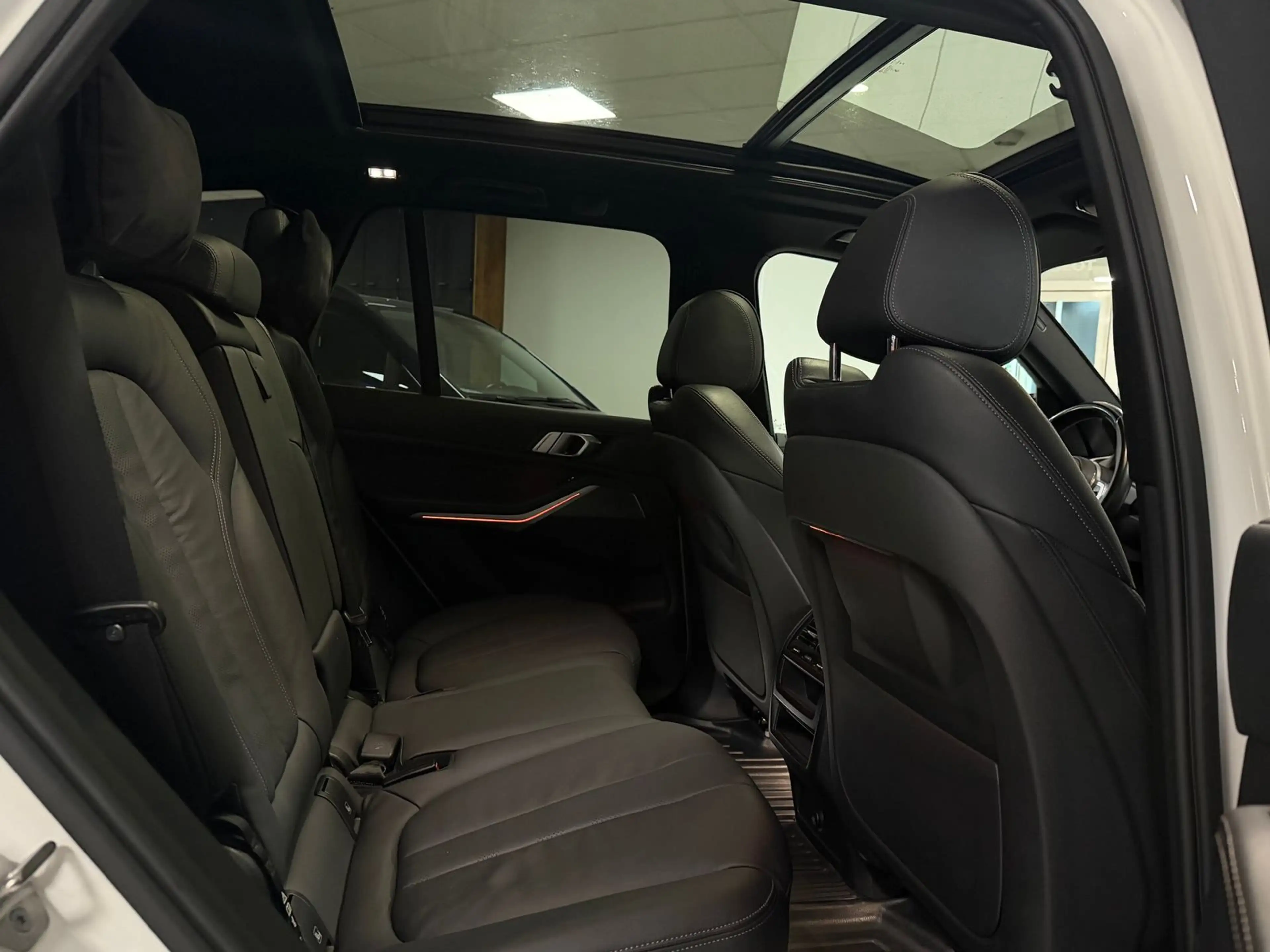 BMW X5 xDrive30d M Sport 7-Sitzer Luft Pano LED MwSt — photo 15