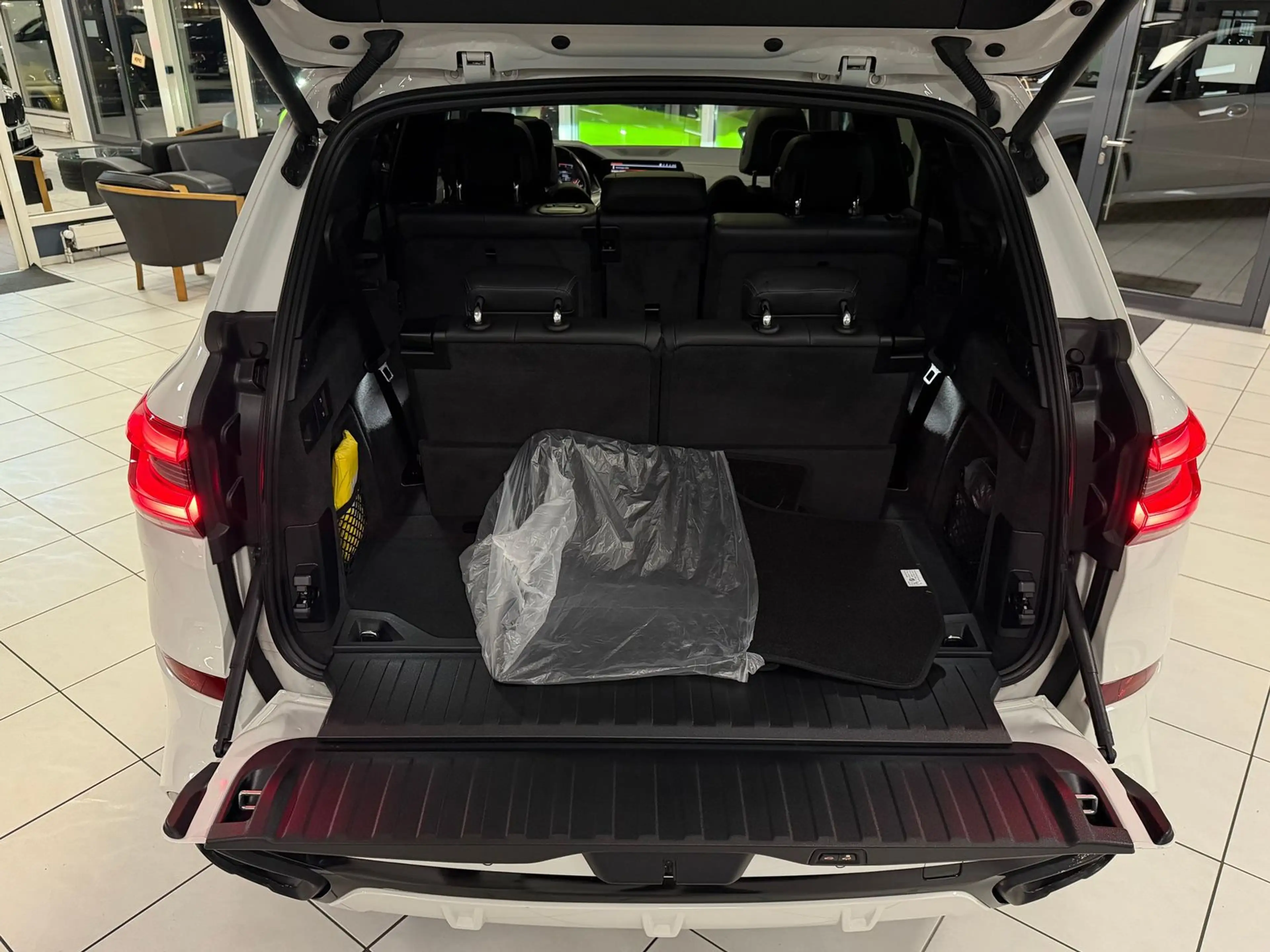 BMW X5 xDrive30d M Sport 7-Sitzer Luft Pano LED MwSt — photo 12