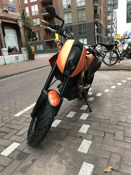 KTM 640 Duke - foto 2