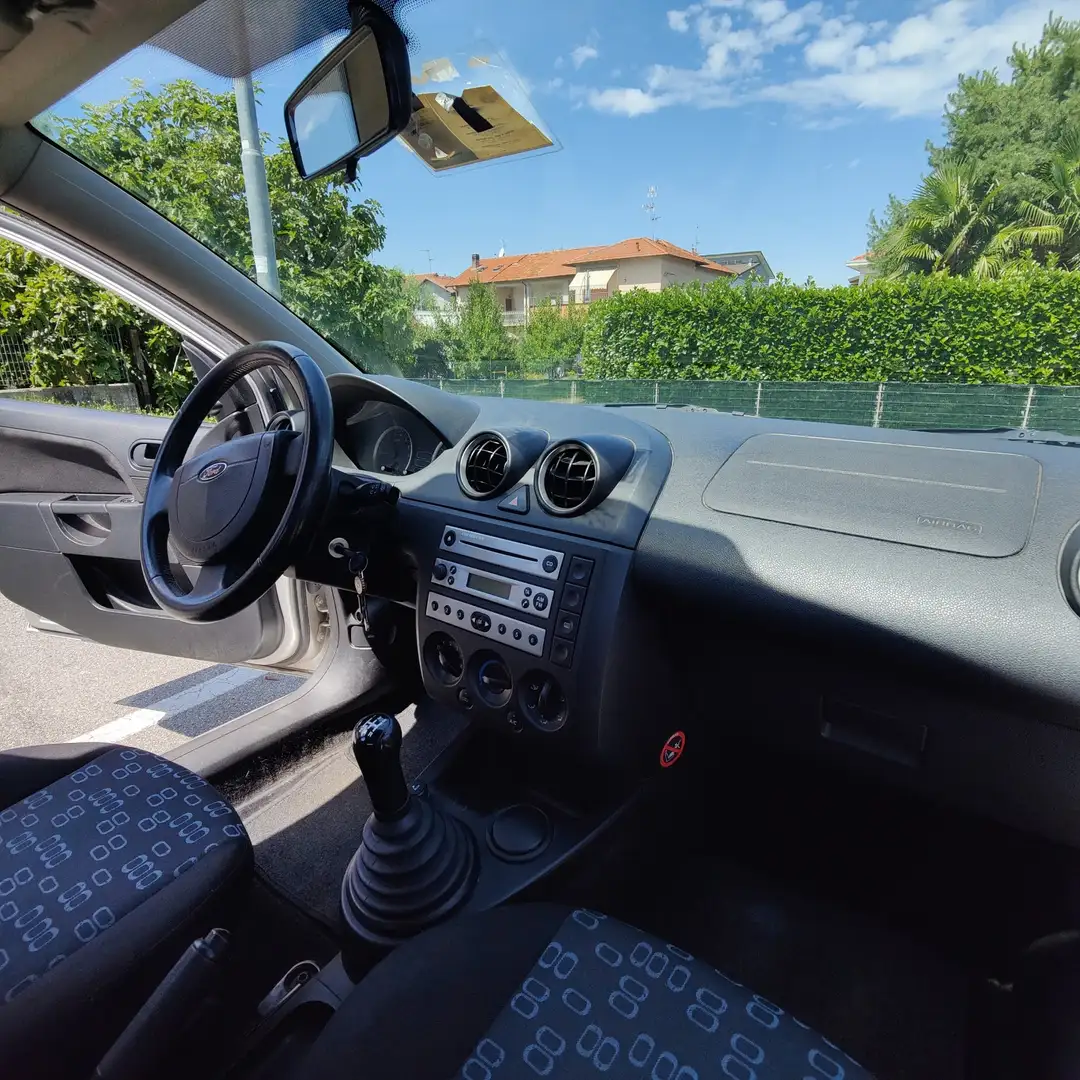 Ford Fiesta 5p 1.2 - 2