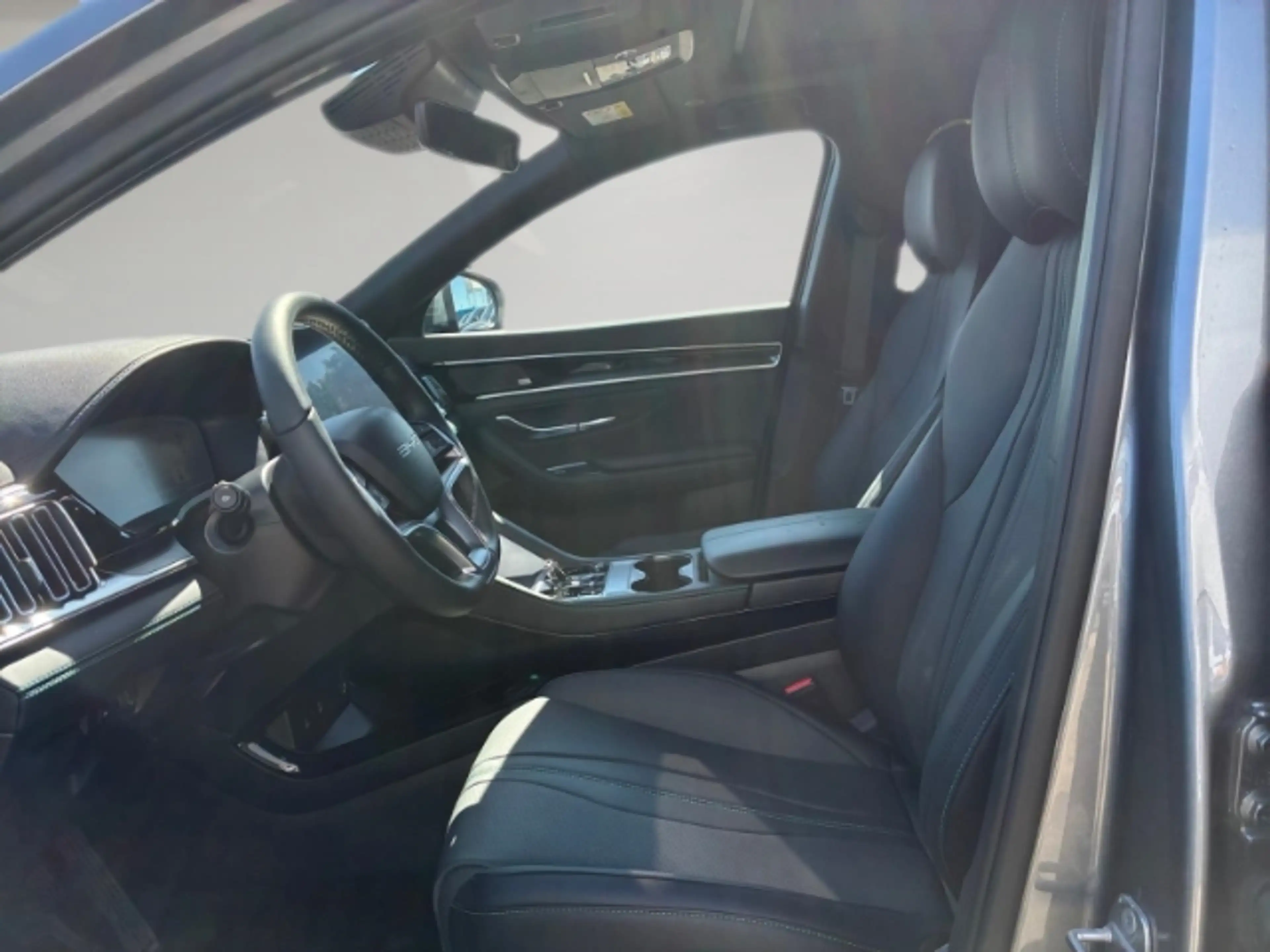 BYD Seal U PHEV 1.5 Boost Panorama/Sitzheizung-Belüftung/Klim — photo 8