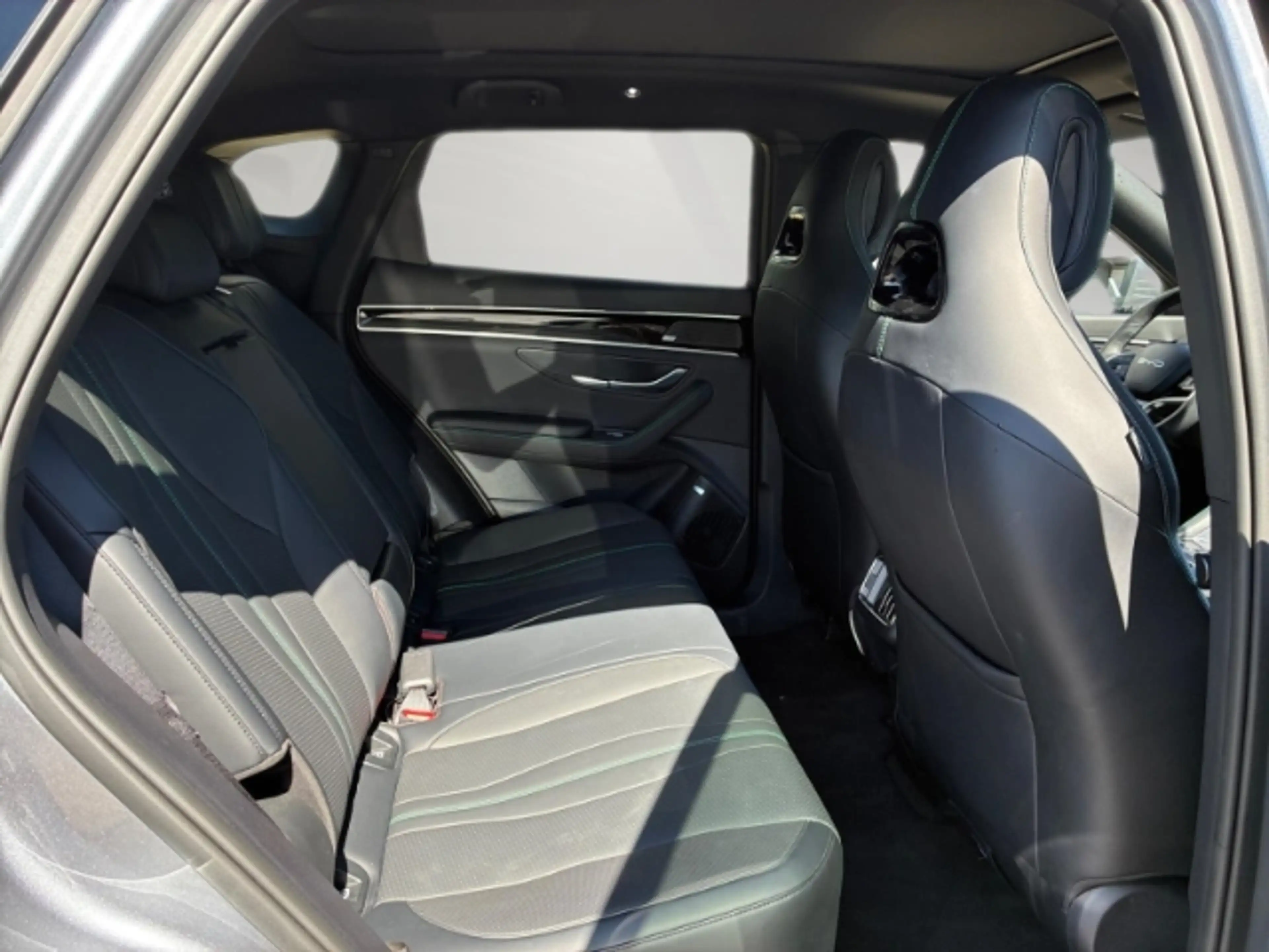 BYD Seal U PHEV 1.5 Boost Panorama/Sitzheizung-Belüftung/Klim — photo 14
