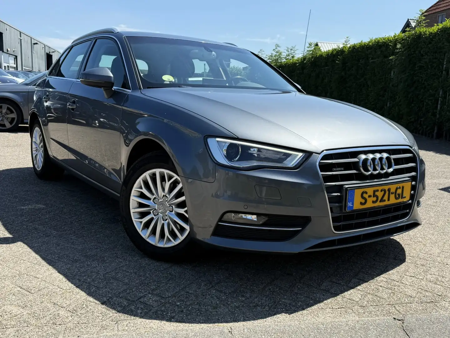 Audi A3 Sportback 2.0 TDI QUATTRO PRO LINE PLUS NAVI/LEER/ Grijs - 2