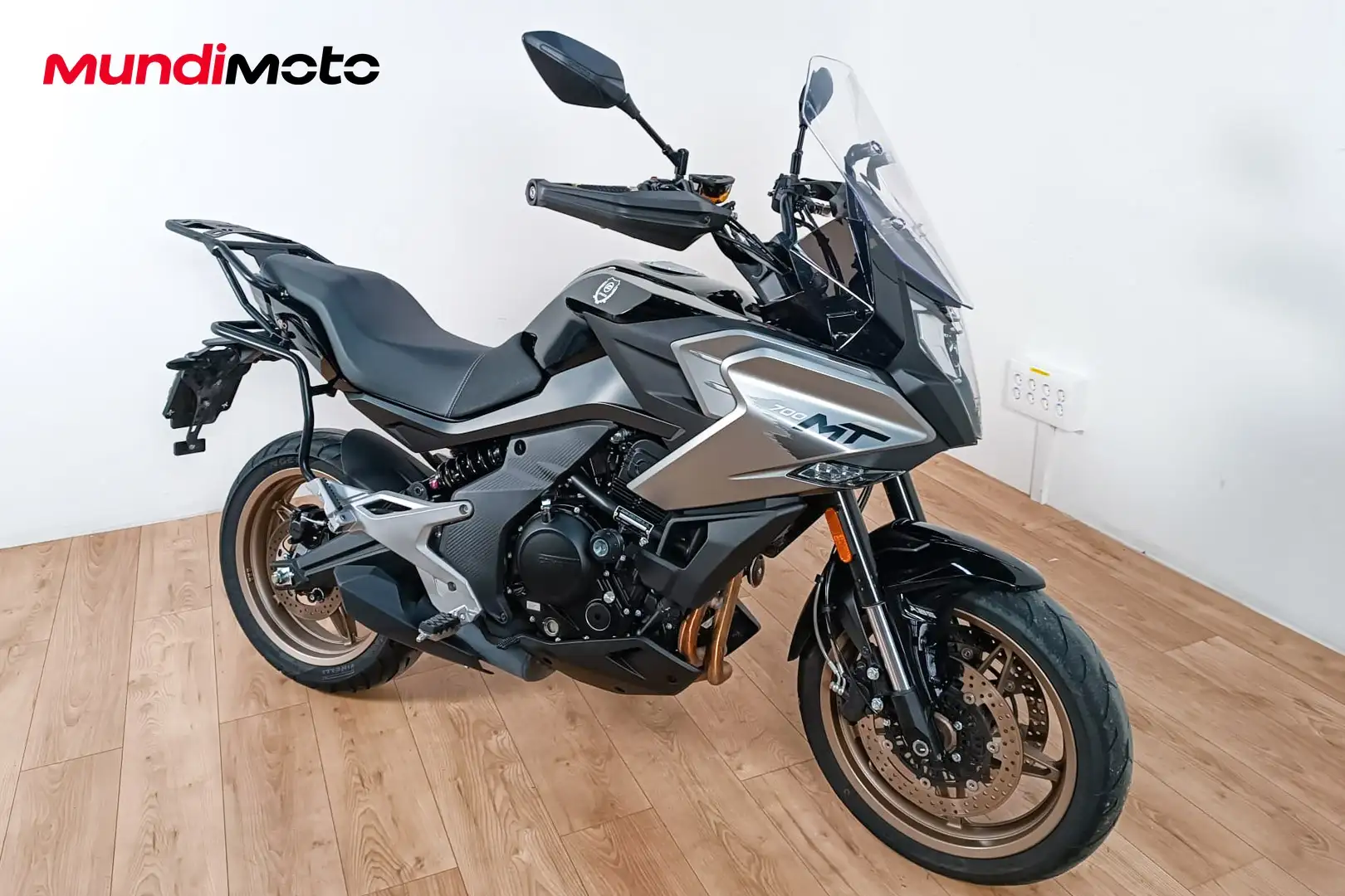 CFMOTO 700 MT - 2