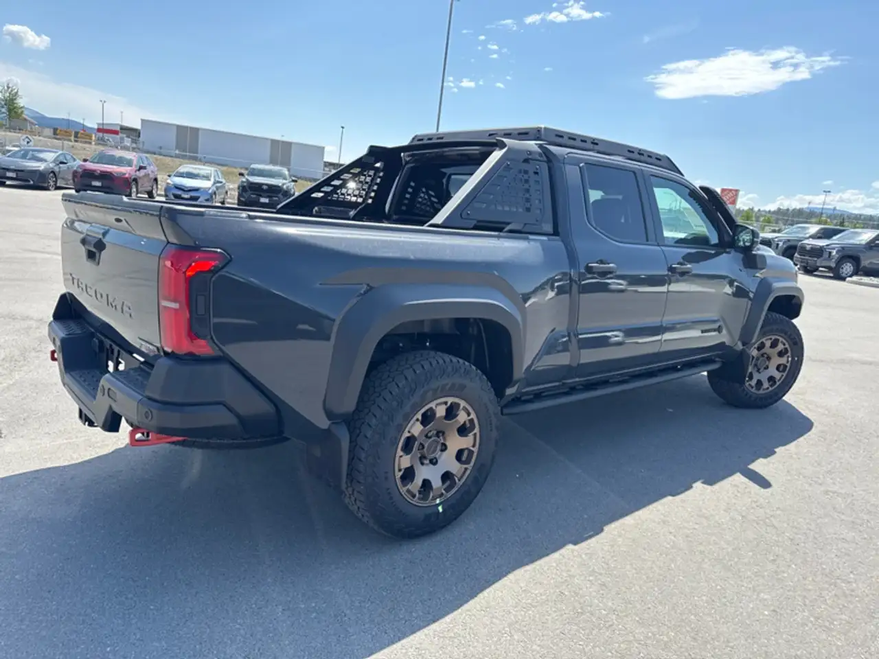 Toyota Tacoma снимка Toyota Tacoma