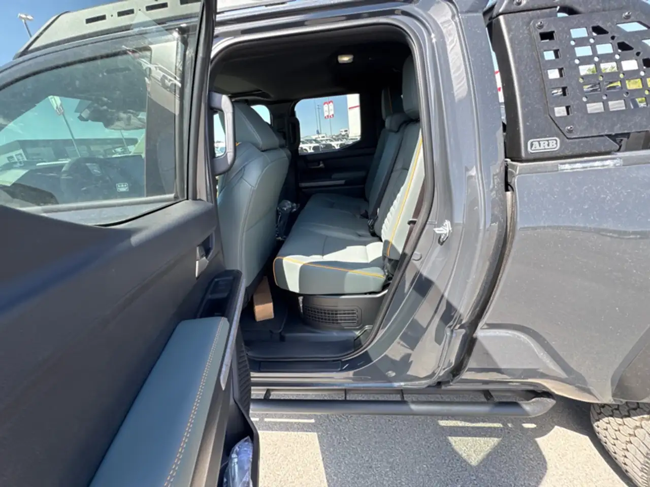 Toyota Tacoma снимка Toyota Tacoma