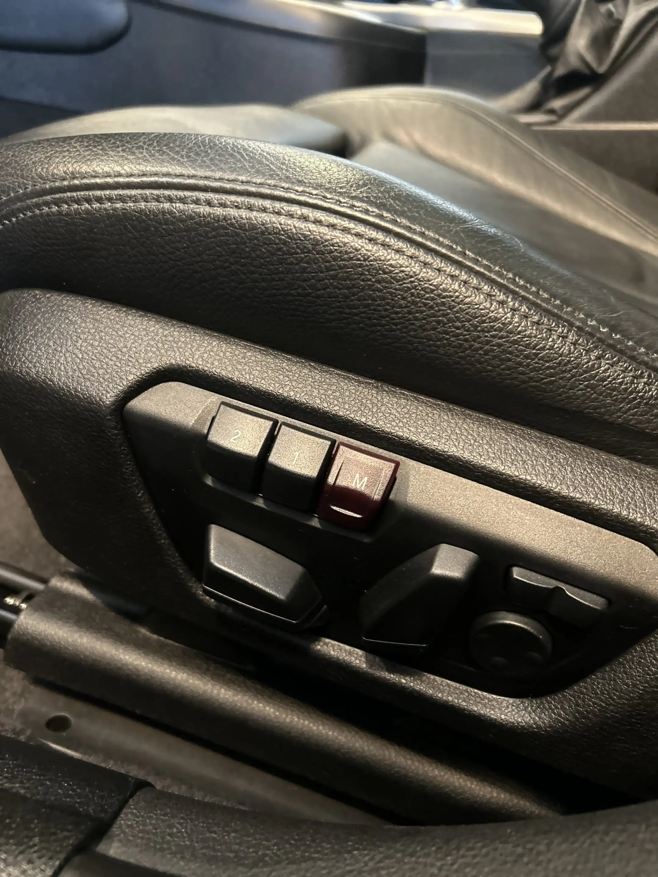BMW 135 1-serie M135i xDrive High Executive 6 Cilinder | P — photo 15
