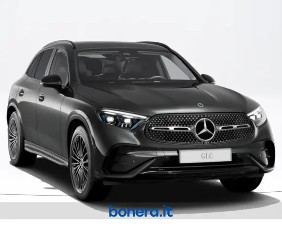 Mercedes-Benz GLC view 2
