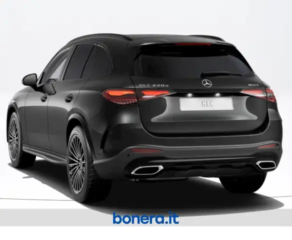 Mercedes-Benz GLC view 4